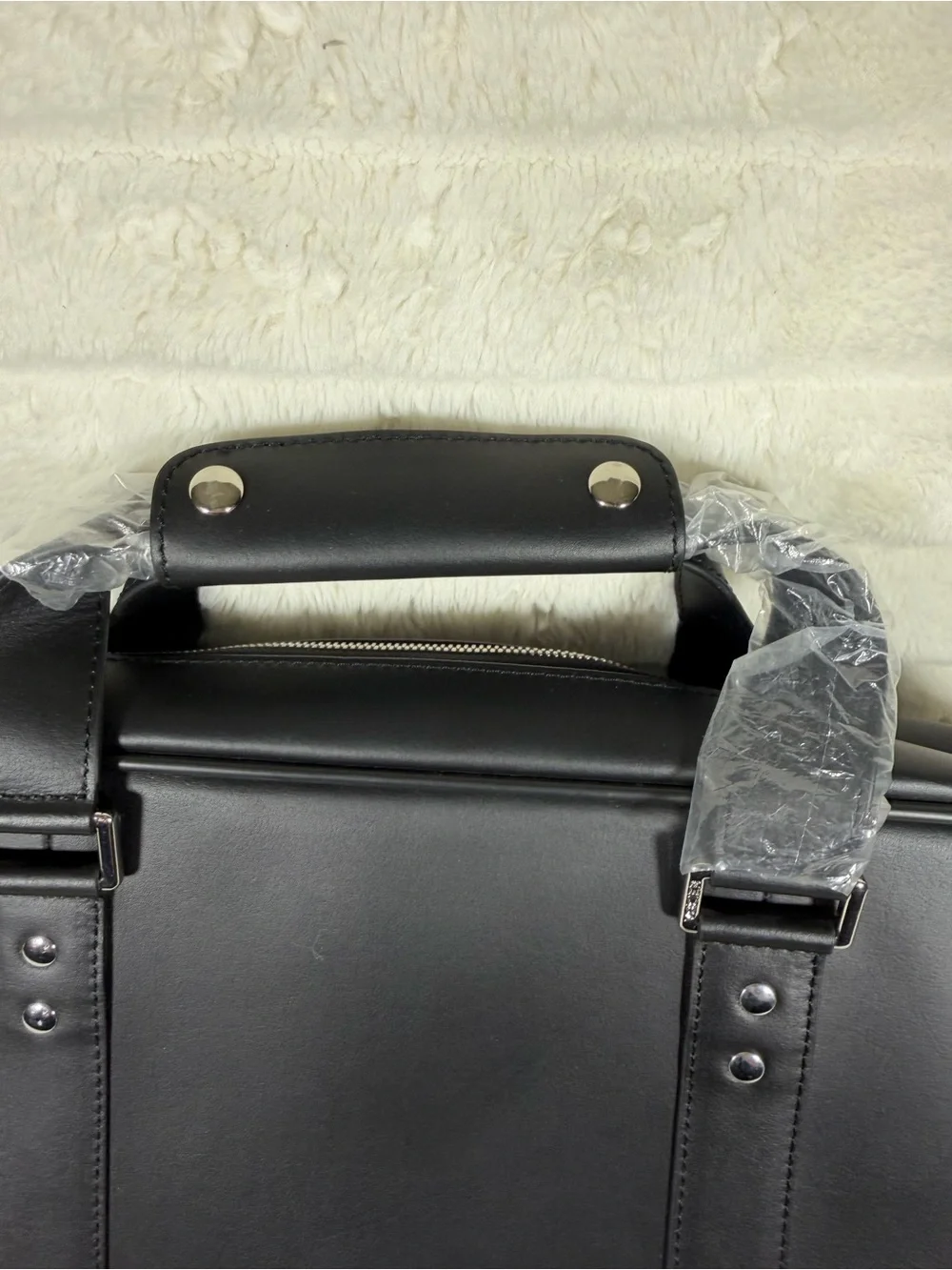 Vocier F25 Leather Briefcase - Black $445 Quiet Luxury